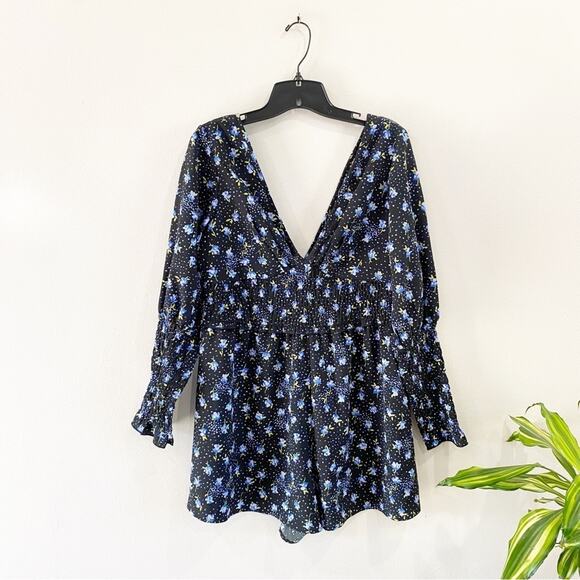 NWT ASOS | Shirred Waist Romper in Blue Ditsy Floral Print - Picture 1 of 16